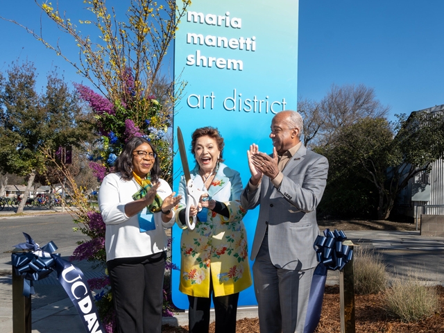 Maria Manetti Shrem at the ribbon cutting with Chancellor Gary May and Dean Estella Atekwana.