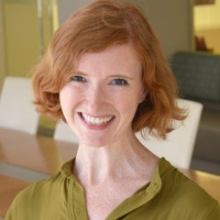 Headshot of Lauren Young.